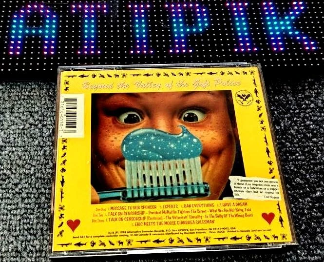 🎙️ Triple CD Rare - Jello Biafra - Beyond The Valley Of The Gift Police 1994 🔥 – photo 2